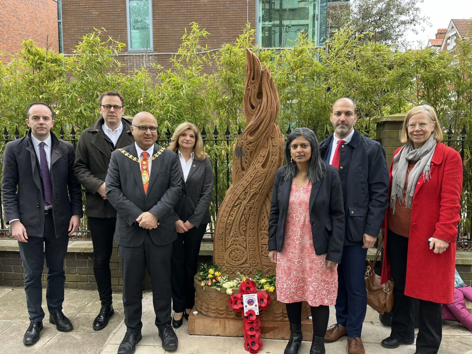 Rupa Huq MP commemorates the Armenian Genocide at new memorial in Ealing